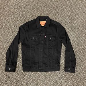 MENS LEVIS BLACK DENIM JACKET - SIZE M